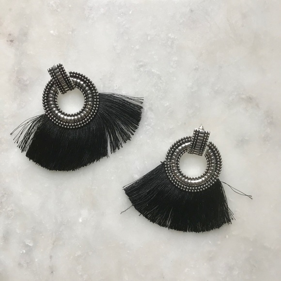 Vintage Jewelry - Vintage Tassel Earrings